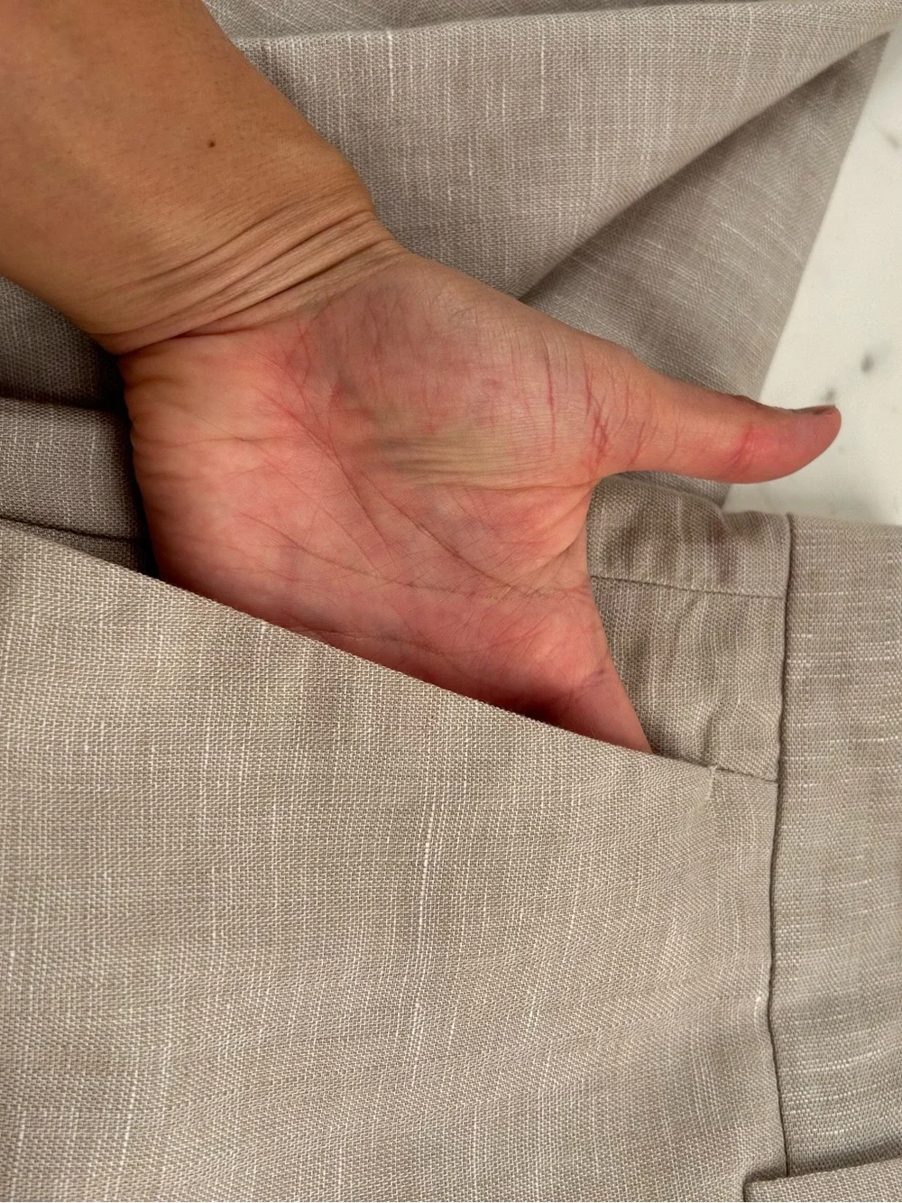 Men's Perry Ellis Lightweight Linen-Blend Pants in Taupe